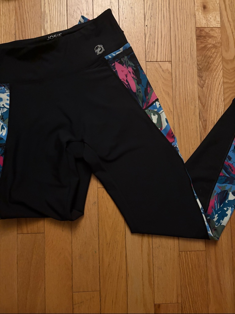 Leggings with pockets black with Blue & Pink Print Side Panels
